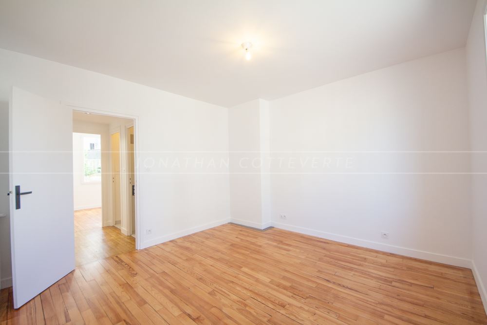 APPARTEMENT - 2 CHAMBRES - AUCUNS TRAVAUX - LUMINEUX - IDEALEMENT SITUE - RARE SUR LE MARCHE photo 3